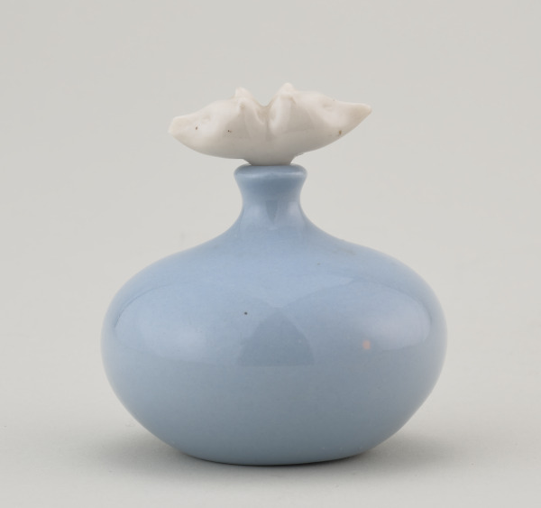 OIL OR POWDER BOTTLE PROTOTYPE