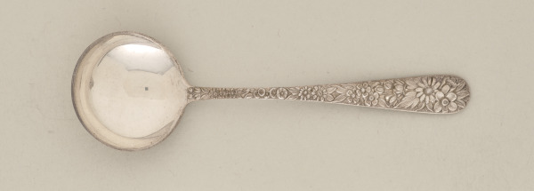 "REPOUSSE" BOULLION SPOON