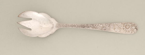 "REPOUSSE" ICE CREAM FORK