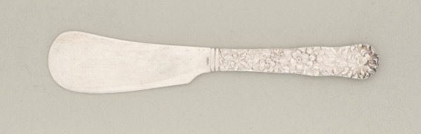 "CHRYSANTHEMUM" BUTTER SPREADER