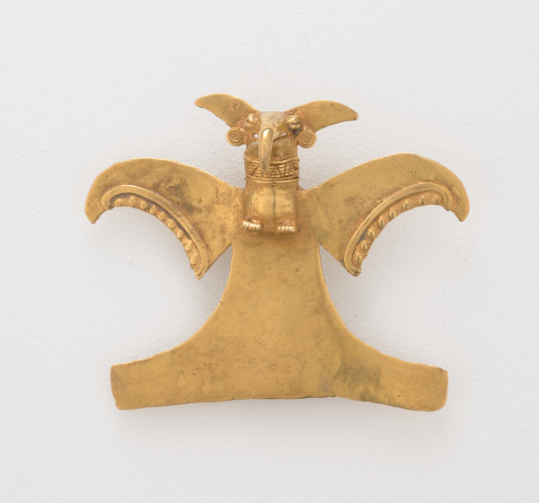 Pendant in the form of an eagle or king vulture with outstretched wings