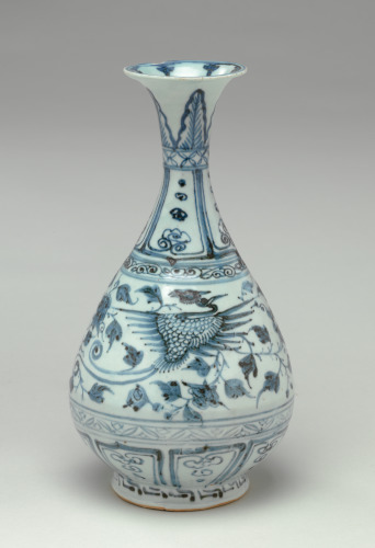Bottle Decorated with Phoenix Motif