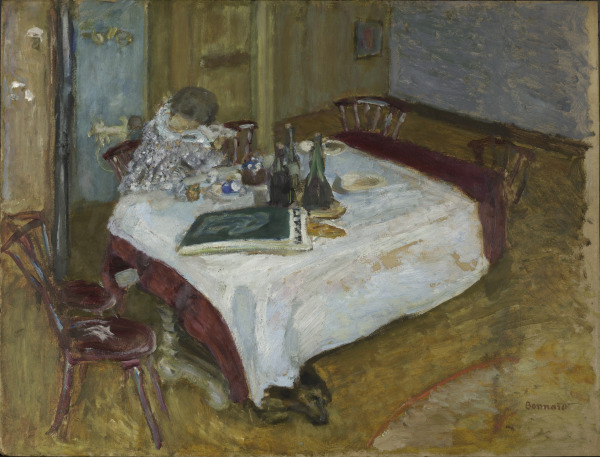 LUNCHEON TABLE