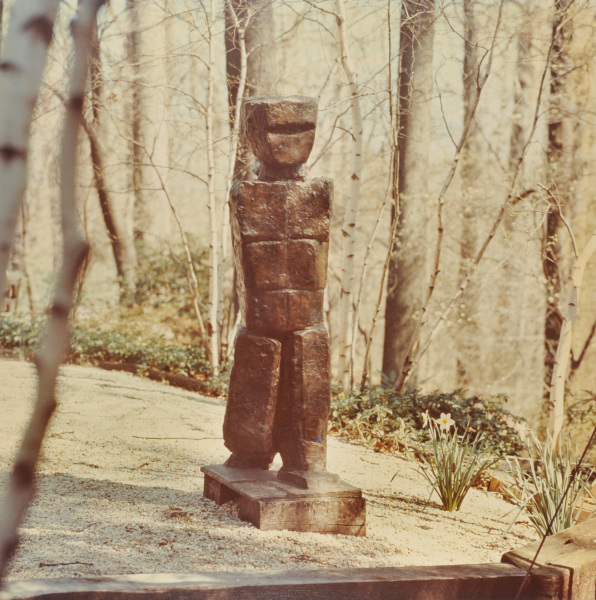 WOTRUBA, WALKING MAN. PHOTOGRAPH TAKEN IN THE WURTZBURGER SCULPTURE GARDEN (ORIGINAL SITE, TIMBERLANE)