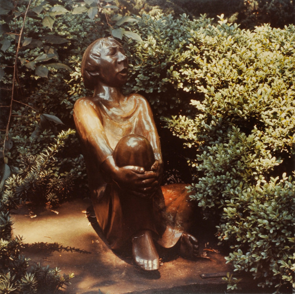 Barlach, Sining Man. Photograph taken in The Wurtzburger Sculpture Garden (original site, Timberlane)