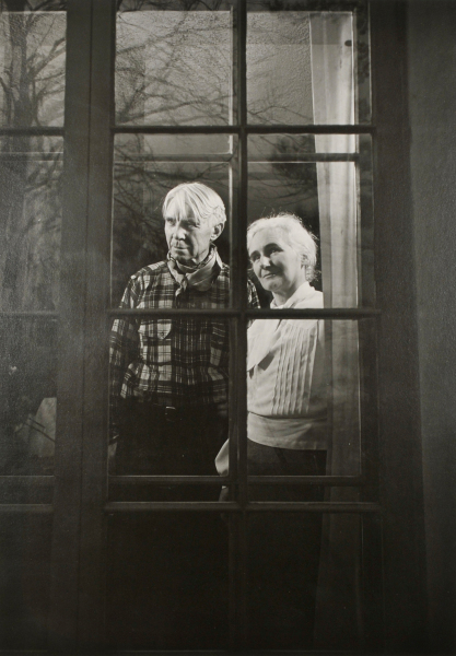 CARL SANDBURG AND HIS WIFE