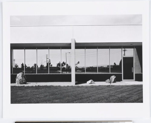 SOUTH WALL, MAZDA MOTORS, 2121 EAST MAIN STREET, IRVINE