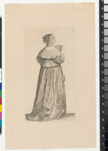 LADY WITH FAN AND MIRROR SEEN FROM BEHIND, HER HEAD TURNED TO THE RIGHT