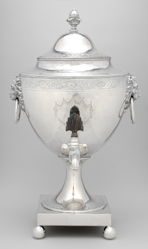 Covered Hot Water Urn