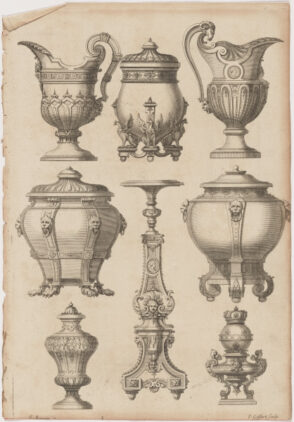 Urns et Torcheres
