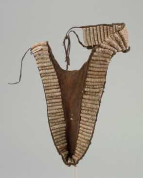 Unmarried Woman’s Apron (Nyrach)