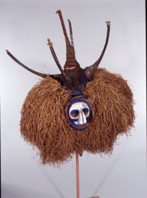 Mask (Ndemba)