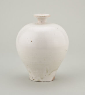 Small-Mouthed Bottle