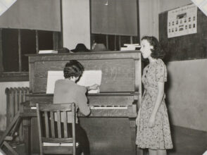 Local Singer Entertaining at Jaycee Buffet Supper, Eufaula, Oklahoma, Feb 1940