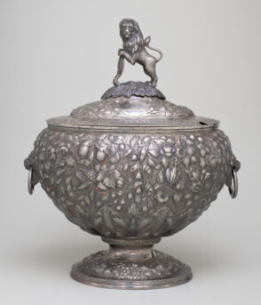 Tureen