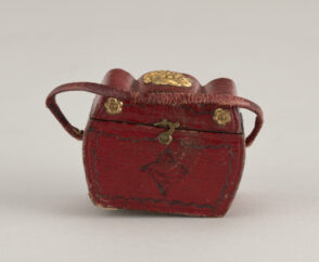 Thimble Case and Thimble