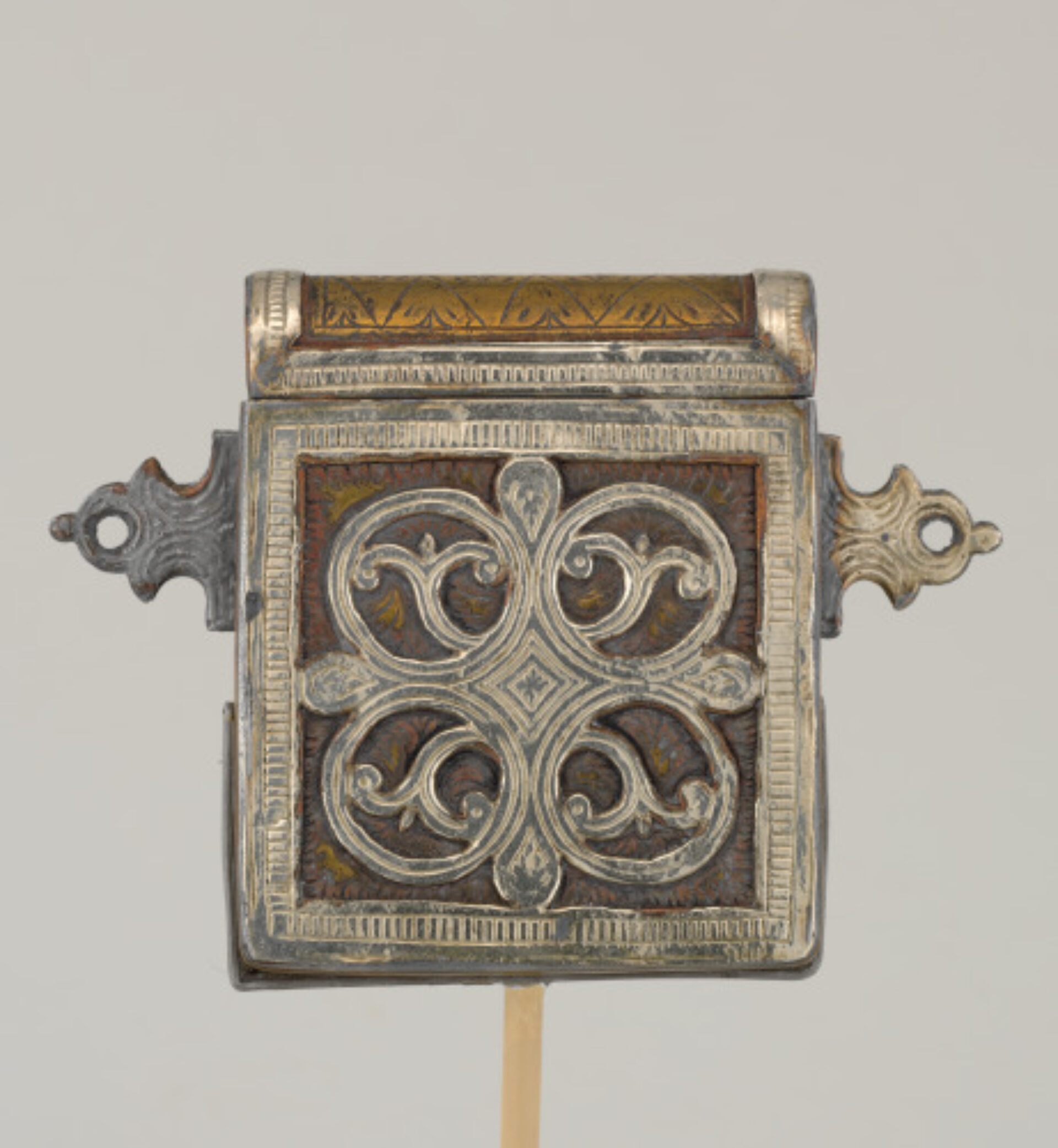 Container for a Qu’ran