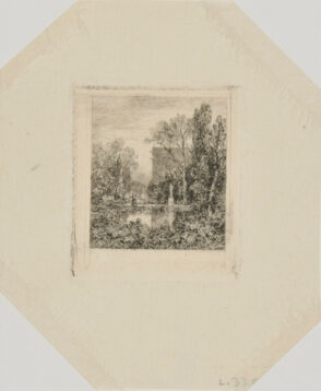 Jardin avec statue ay bord d’une pièce d’eau