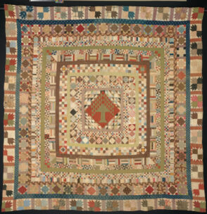 Pine Tree Center Medallion Quilt with Fifteen Borders